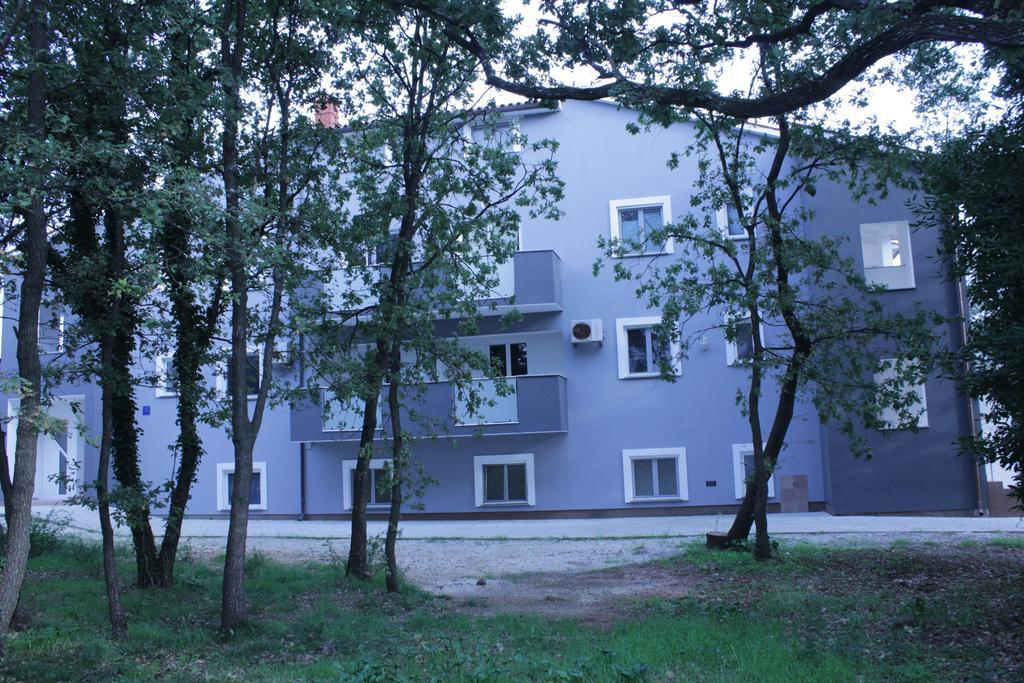 Apartments Barbic ميدولين الغرفة الصورة