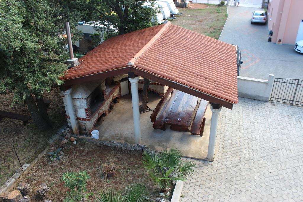 Apartments Barbic ميدولين الغرفة الصورة
