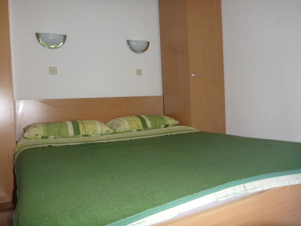 Apartments Barbic ميدولين المظهر الخارجي الصورة